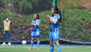 Dalia Molina durante un partido con Cruz Azul