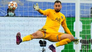 Donnarumma en acción con PSG