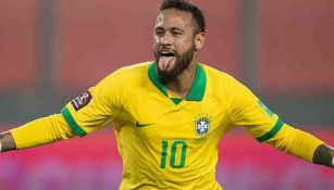 Neymar, regresó a la convocatoria brasileña 