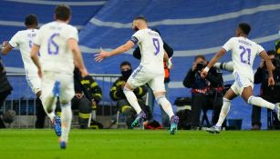 Karim Benzema celebrando la remontada vs PSG