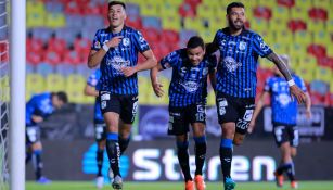 Gallos Blancos celebra anotación frente a San Luis