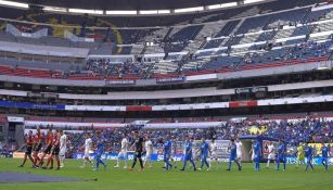 Ceremonia previo al juego entre Cruz Azul y Atlas