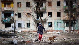 Edificio en Ucrania tras bombardeo