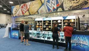 WWE: Tienda de souvenirs de WrestleMania 38, con poca gente un día después del evento