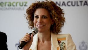 Karime Macías en conferencia de prensa