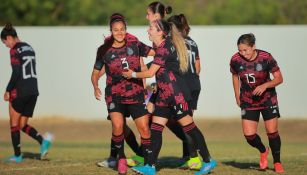 Tri Femenil celebra ante Anguila