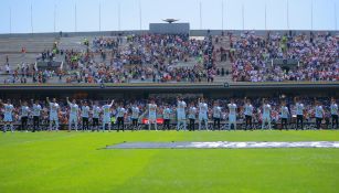 Pumas: Primer equipo cantó Himno Universitario con la Sub 14, campeón en la Mina Cup Dubai