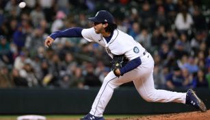 Andrés Muñoz: Consiguió su primer salvamento de la temporada con los Mariners