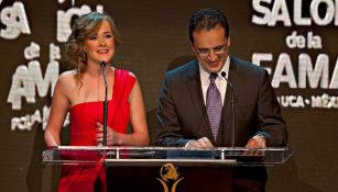 Ciro Procuna con Marion en una entrega de premios