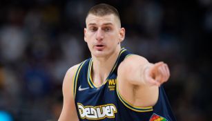 Nikola Jokic evitó la 'cepillada' de Denver de los Playoffs