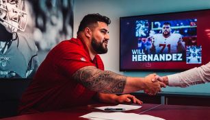 Will Hernández, durante su firma de contrato con Cardinals