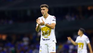 Juan Dinenno durante un partido con Pumas