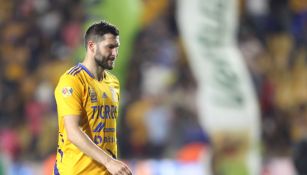 André-Pierre Gignac durante un partido con Tigres