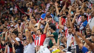 Afición en el Chivas vs Pumas