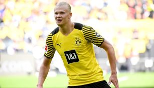 Erling Haaland jugando partido con el BVB en la Bundesliga