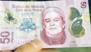 Video: Joven denunció recibir billete falso de 50 pesos con rostro de Juan Gabriel