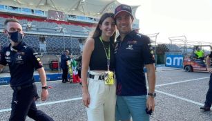 Checo Pérez y Carola Martínez previo a un GP 