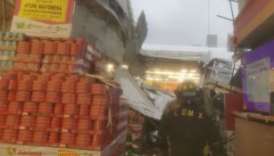 Techo del supermercado tras las fuertes lluvias