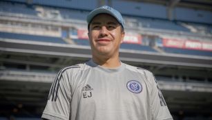 Efraín Juárez será auxiliar en el Standard de Lieja