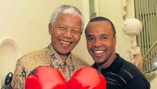 Roban cinturón de box regalado por Ray Leonard a Nelson Mandela 