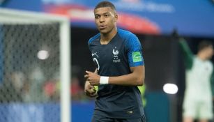 Kylian Mbappé en un partido de Francia