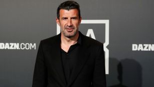 Luis Figo jugó un partido de futbol en un avión y estableció Récord Guinness