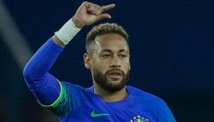 Neymar en el partido de Brasil vs Túnez