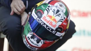 Casco de Checo Pérez para el GP de México