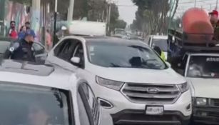 Camioneta arrolló a policía y reportero afuera del panteón de San Nicolás Tolentino en Iztapalapa