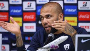 Dani Alves, jugador activo de Pumas