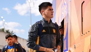 Vladimir Loroña previo a un juego de Tigres