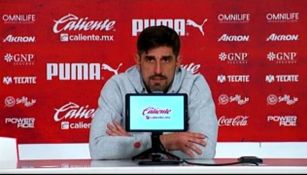 Veljko Paunovic en conferencia de prensa