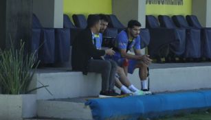 Henry Martin y Layún platicando con Diego Ramírez