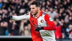 Santiago Giménez consigue marca histórica como goleador del Feyenoord en la Eredivisie