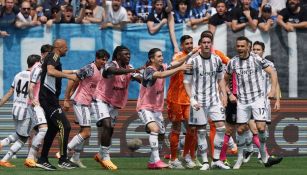 Jugadores de la Juventus festejando triunfo ante Atalanta