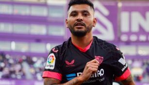 Tecatito Corona tras anotar gol en su regreso con el Sevilla