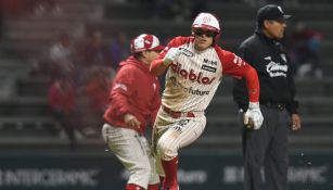 Diablos Rojos le da paliza a Dos Laredos con un Jesús Fabela que bateó doble ciclo