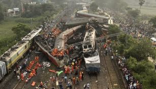 Así lucen la ferrovías cercanas a Calcuta tras el accidente