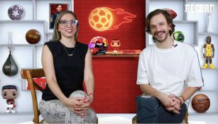 Mariana Morales y Juanito Jicamas en el podcast "Los Becarios del Deporte"