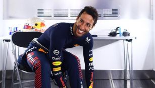 Daniel Ricciardo con la vestimentan de Red Bull 