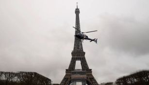 La Torre Eiffel tuvo que ser evacuada tras la amenaza de bomba