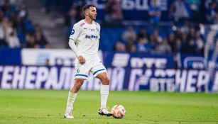 Luis Chávez jugando con el Dinamo Moscú