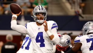 Prescott en partido de la NFL