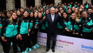 AMLO felicita a atletas mexicanos tras histórica actuación en Juegos Panamericanos