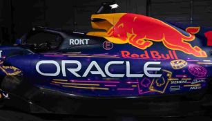 ¡Espectacular! Red Bull develó el diseño del RB19 para el GP de Las Vegas en un centro nocturno