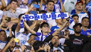 La afición de Honduras se "burló" en la victoria ante México y entonó el 'Cielito Lindo'