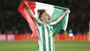 Andrés Guardado, extranjero con más partidos en el Betis