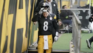 El QB titular de los Steelers será baja de manera indefinida
