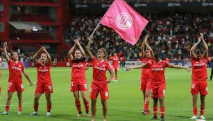 ¡Se alejan del liderato! América Femenil cayó por goleada ante Toluca