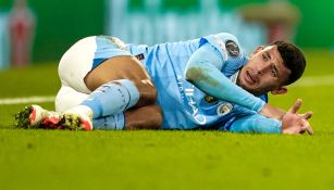 Matheus Nunes, jugador del Manchester City, sufre escalofriante fractura de dedo en Champions